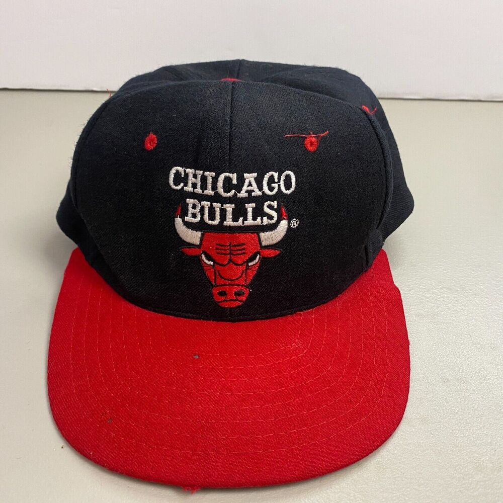 Chicago Bulls Hat‎ Snap Back Wool Blend Black Red Embroidered NBA VINTAGE AJD